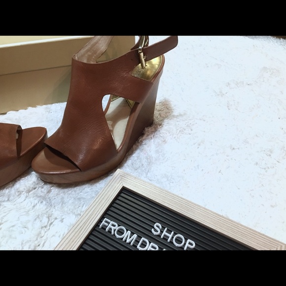 Michael Kors Wedges - Picture 3 of 4